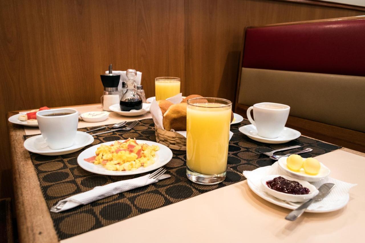 Hotel Mariscal Inn & Suite Куенка Екстер'єр фото