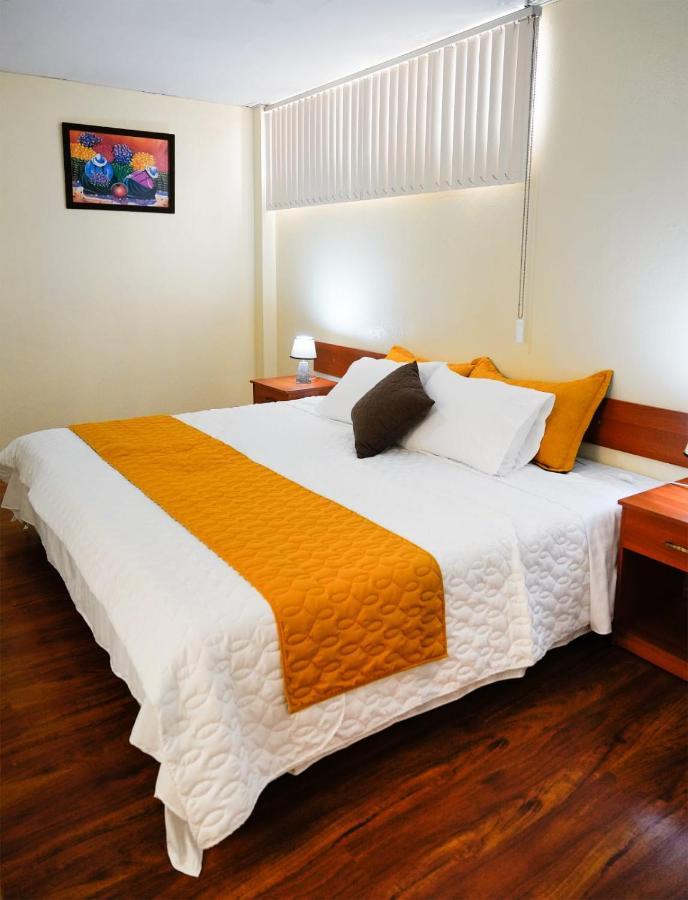 Hotel Mariscal Inn & Suite Куенка Екстер'єр фото