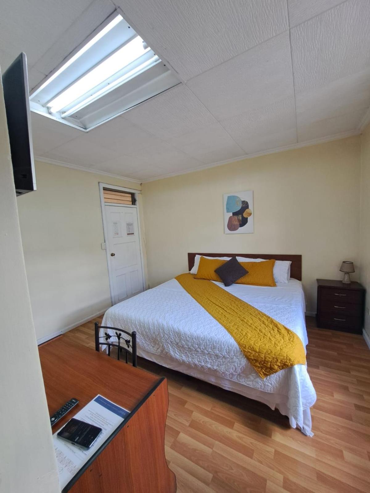 Hotel Mariscal Inn & Suite Куенка Екстер'єр фото
